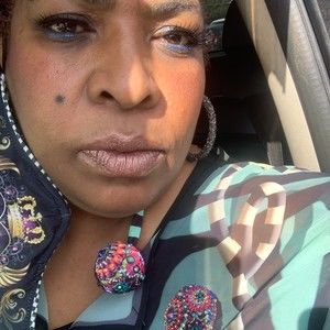 Meet your Posher, Posh